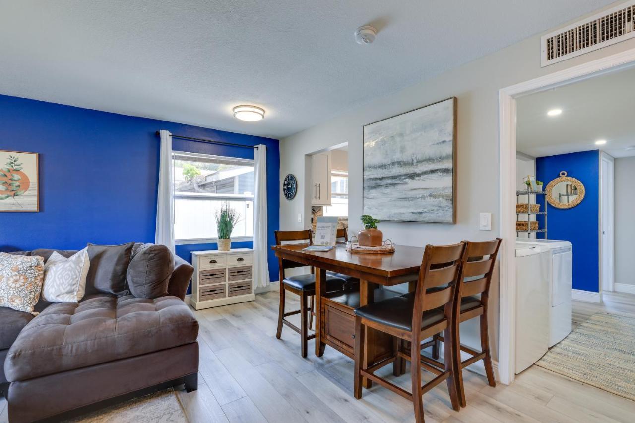 Coastal Sarasota Condo Minutes To Beach! Exterior photo